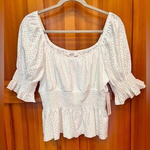Urban Romantics NWT XL Stretch Eyelet Poet Blouse